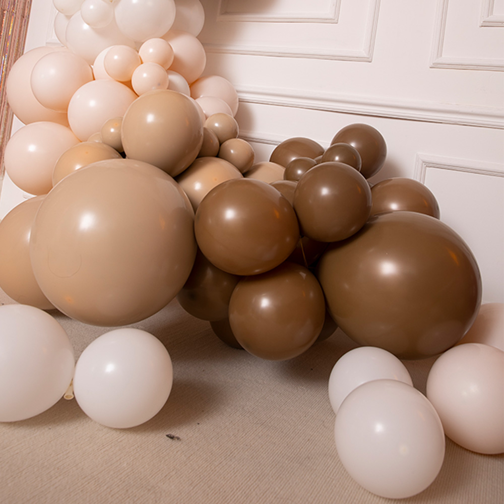 Retro brown blush balloon garland